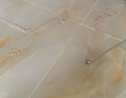 普陀瓷砖空鼓维修公司分享粘合剂选择不当在瓷砖铺贴过程中可能导致以下问题
