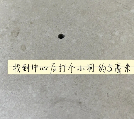 普陀瓷砖空鼓维修公司专业解答在瓷砖铺贴过程中，如果砂料搅拌不均匀，将会带来以下问题